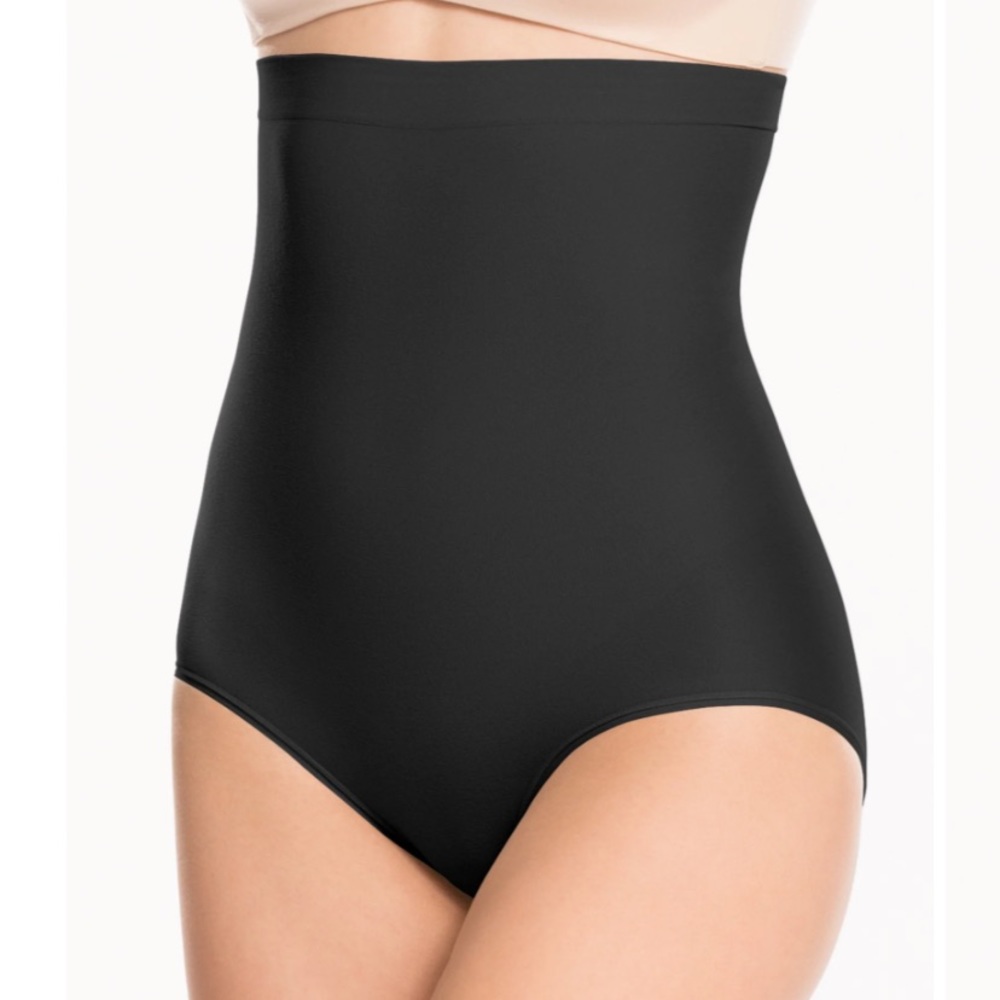 SPANX High-Waist Shaping Briefs — Black